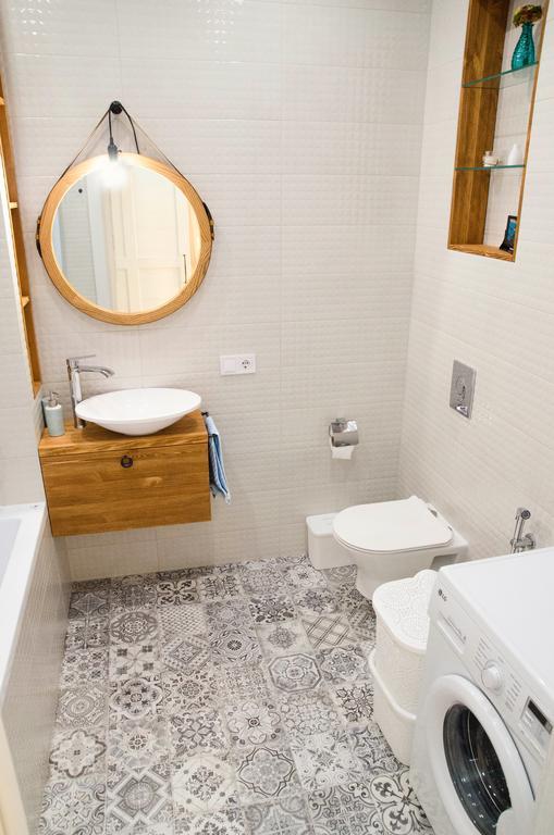 Bright Apartment In Arkadia オデッサ エクステリア 写真
