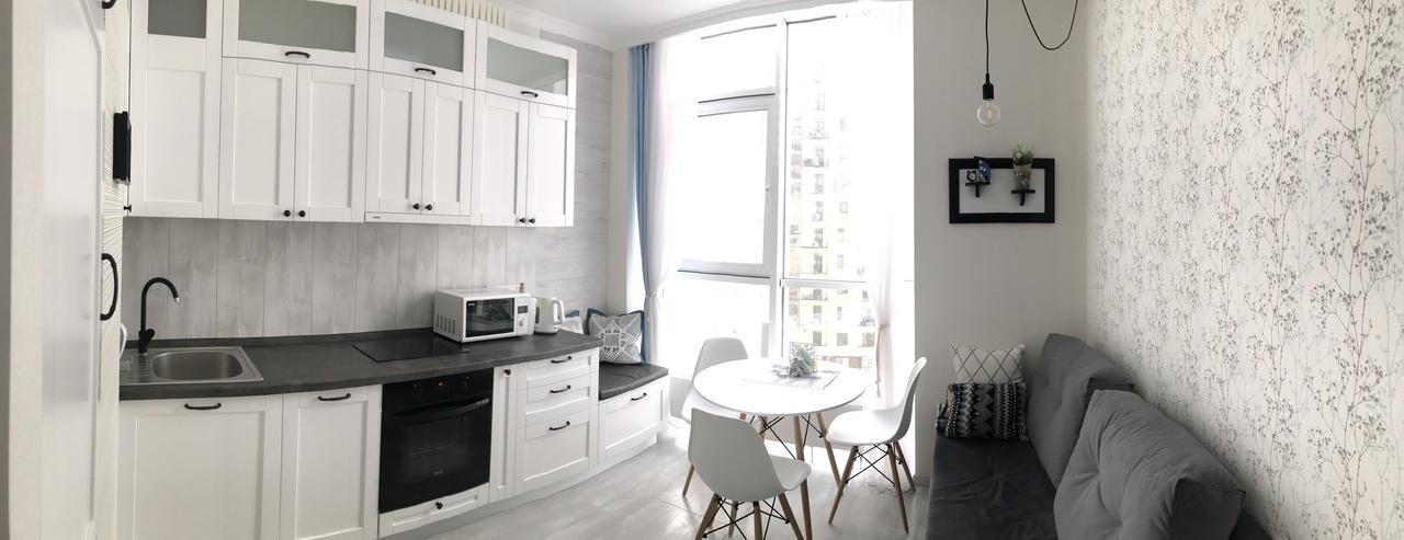 Bright Apartment In Arkadia オデッサ エクステリア 写真